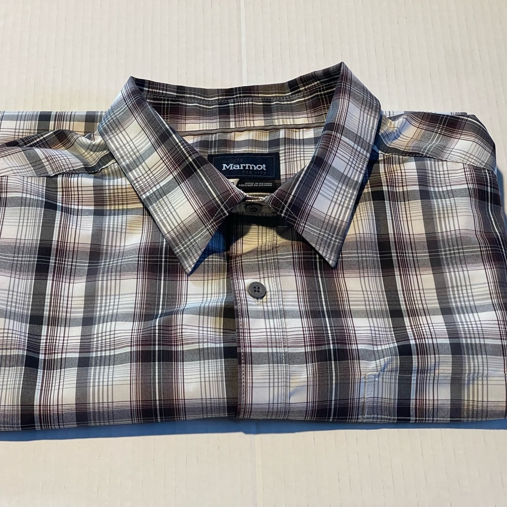 Marmot s/s button up shirt mens XXL EUC‎